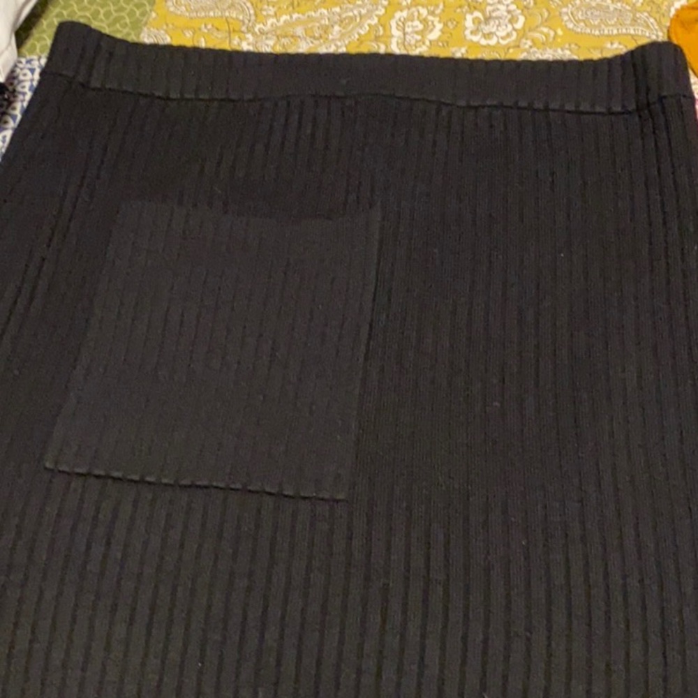 Universal Standard Sweater Skirt Size M (Size 18-20). Black